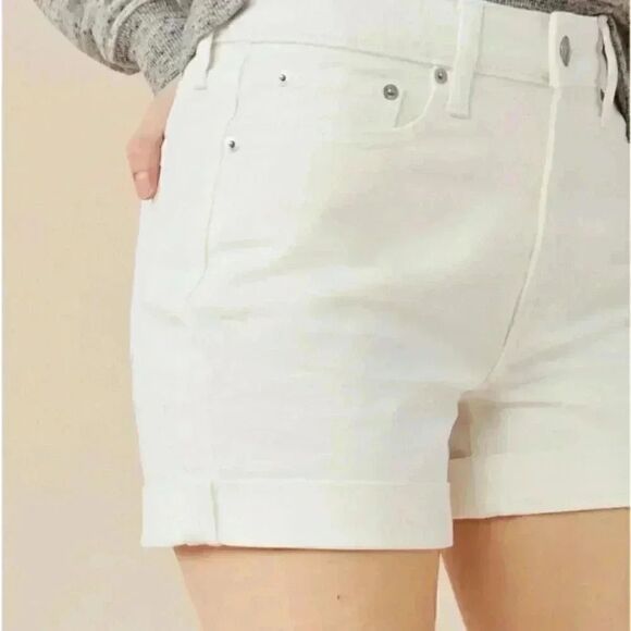 Free Assembly Women’s Rolled Cuff Jean Shorts - Picture 6 of 12